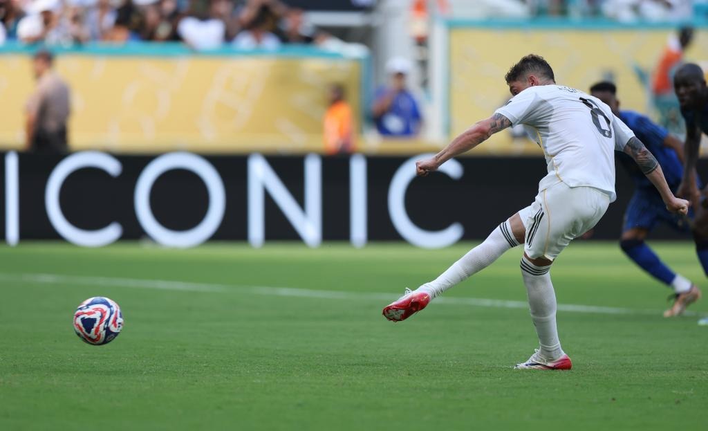 日本职棒：村上宗隆正式行使入札制度，预计将引发美联东区豪门的抢人大战